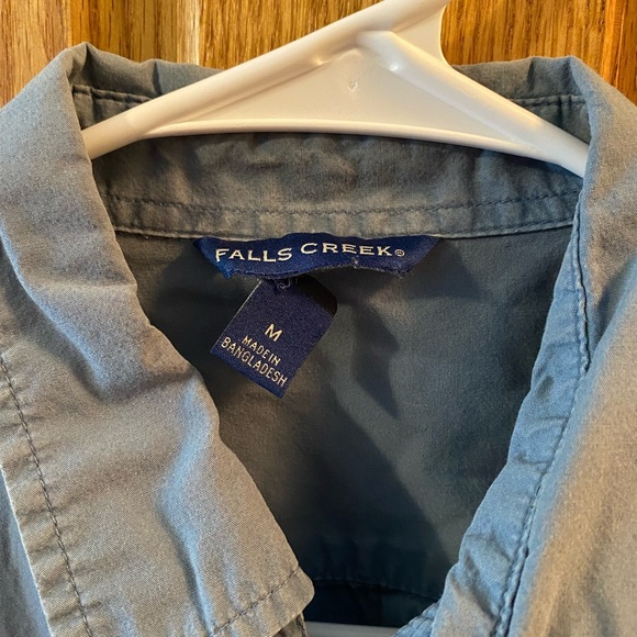 🎄Fallscreek button down - Picture 2 of 2